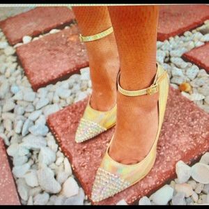 New Gold Pointy Toe Rhinestone Pumps